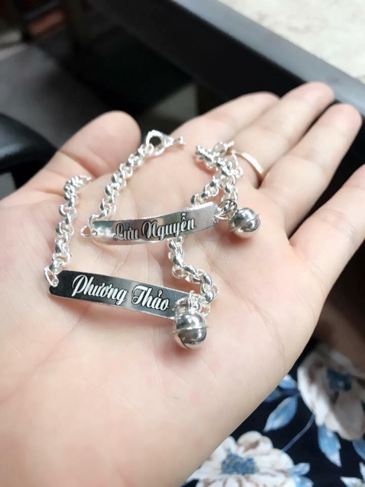 lắc bạc cho bé trai