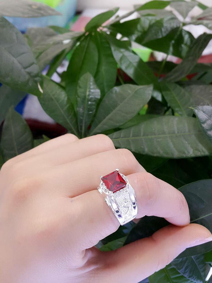nhẫn bạc nam trơn đá màu đỏ