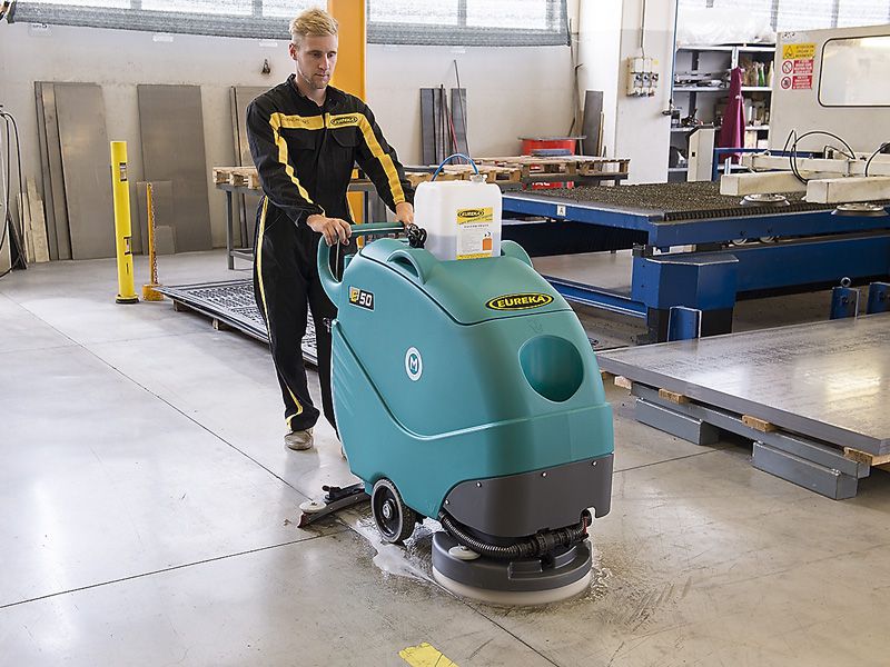 máy chà sàn kết hợp làm khô E 50 Base chất lượng giá rẻ