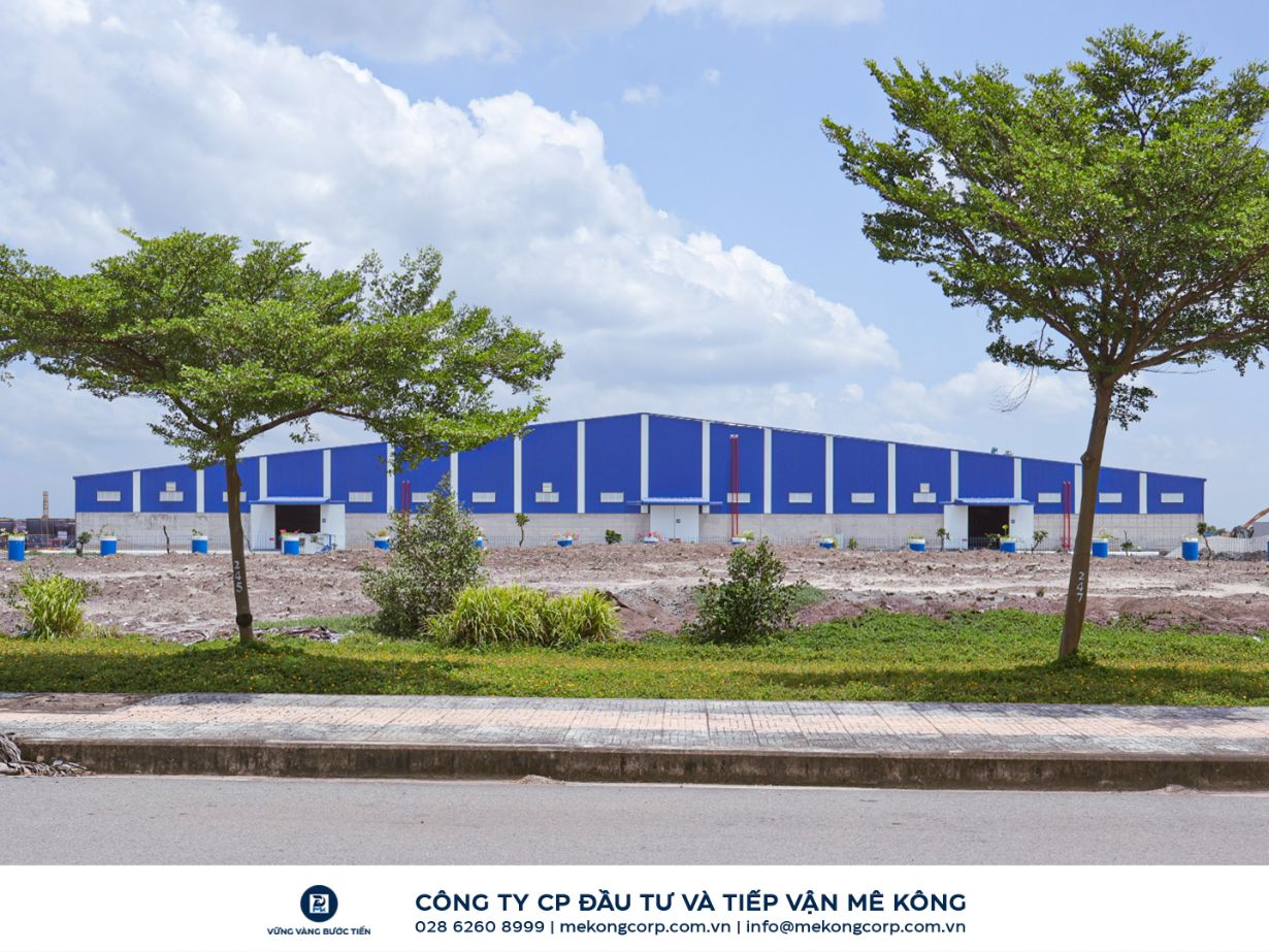 SAU HOÀN THIỆN KHO SỐ 1 & 2, KHO SỐ 3 HỒNG LONG TĂNG TỐC THI CÔNG
