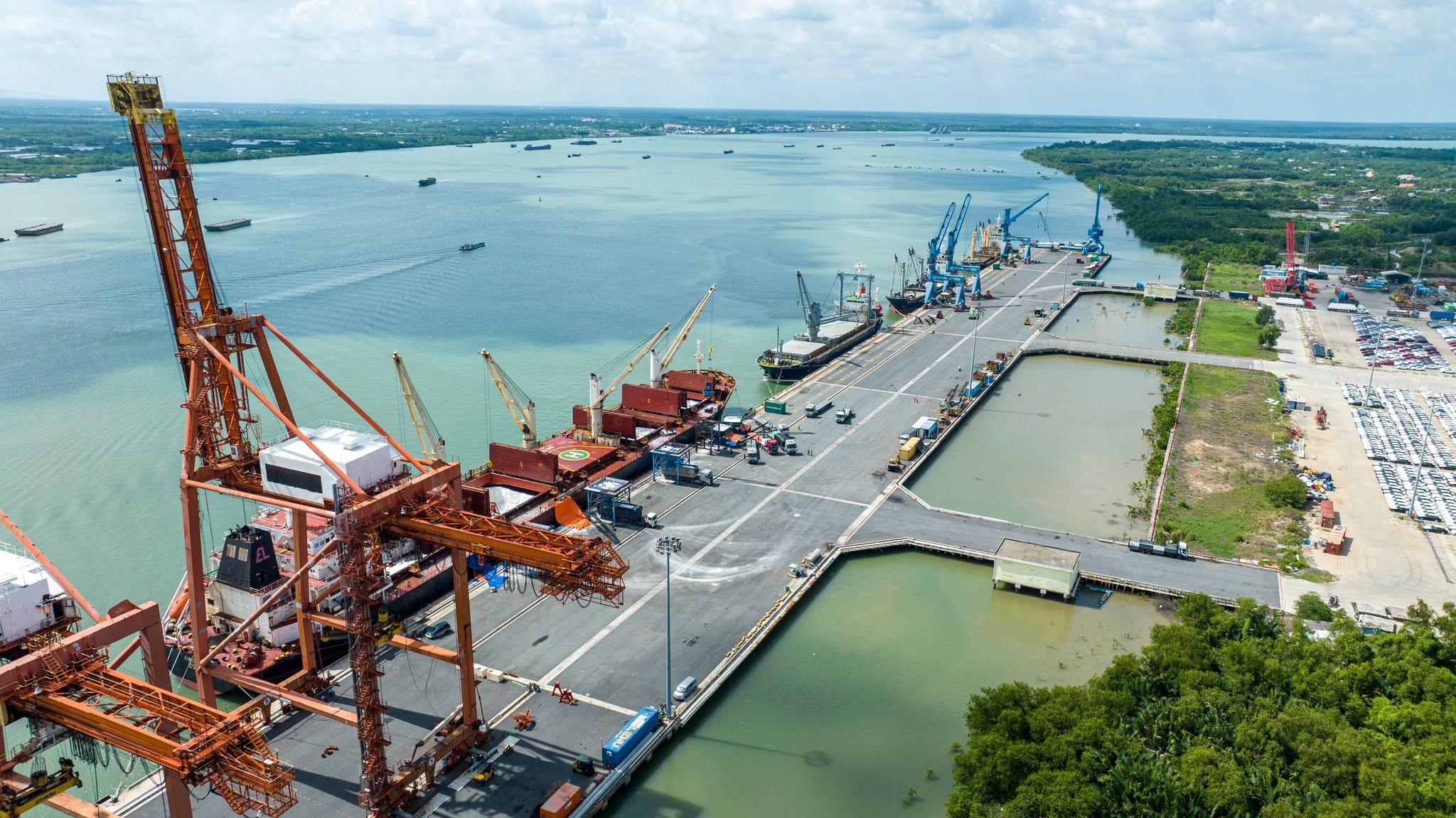 TP.HCM tái cấu trúc không gian logistics: Động lực mới cho hệ sinh thái cảng biển Cái Mép - Thị Vải