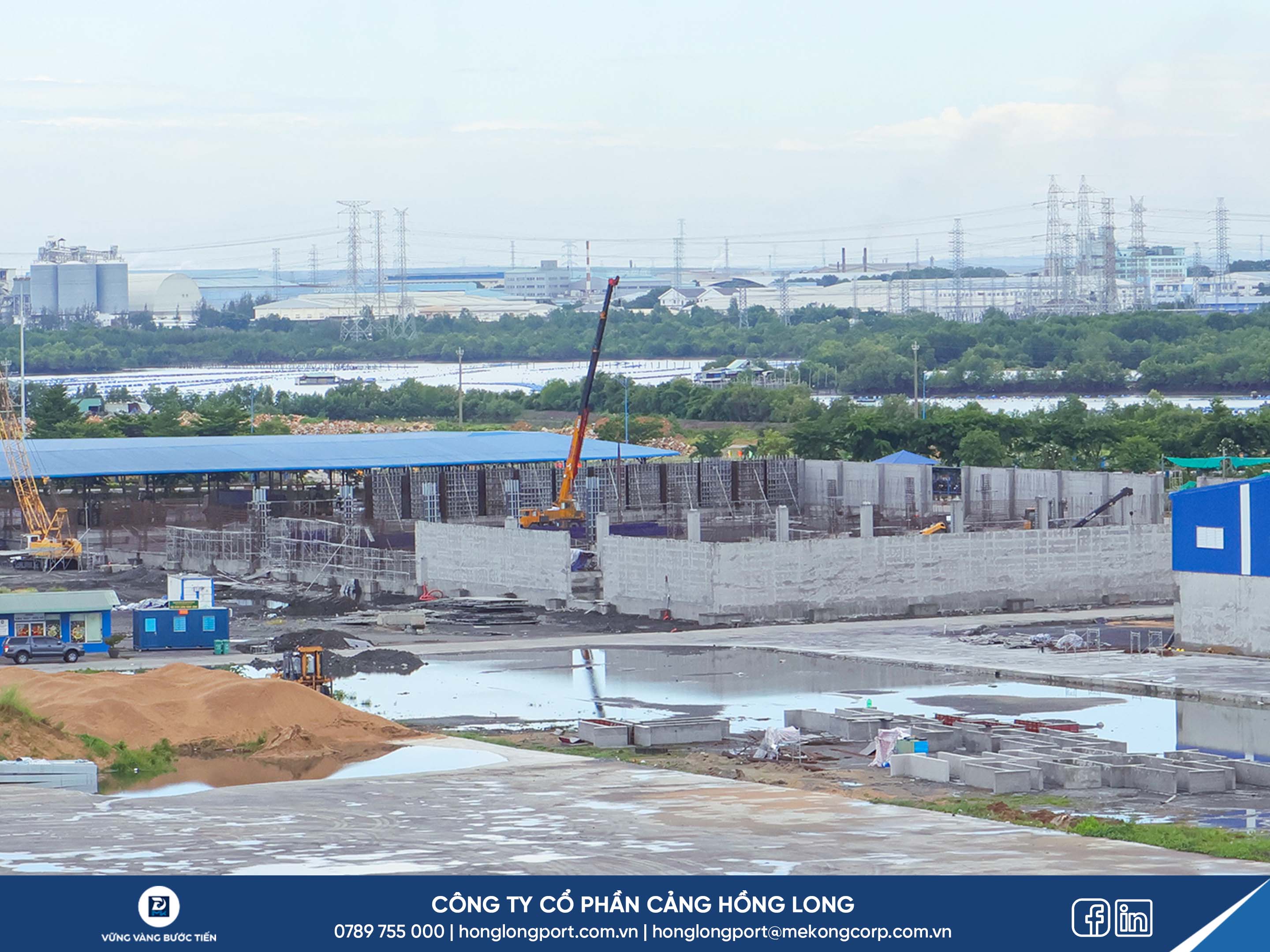 KHO SỐ 3 CHUẨN BỊ CẤT NÓC VÀ HOÀN THIỆN KẾT CẤU THÉP