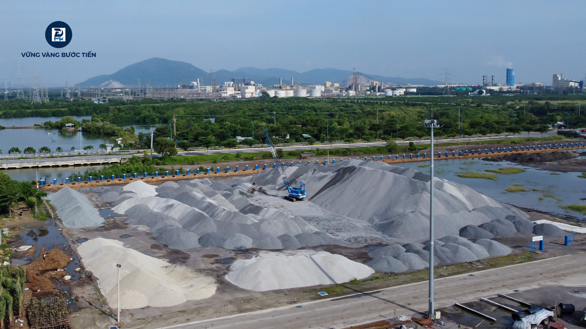 HỒNG LONG TỰ HÀO MANG ĐẾN CHUỖI CUNG ỨNG VẬT LIỆU XÂY DỰNG 