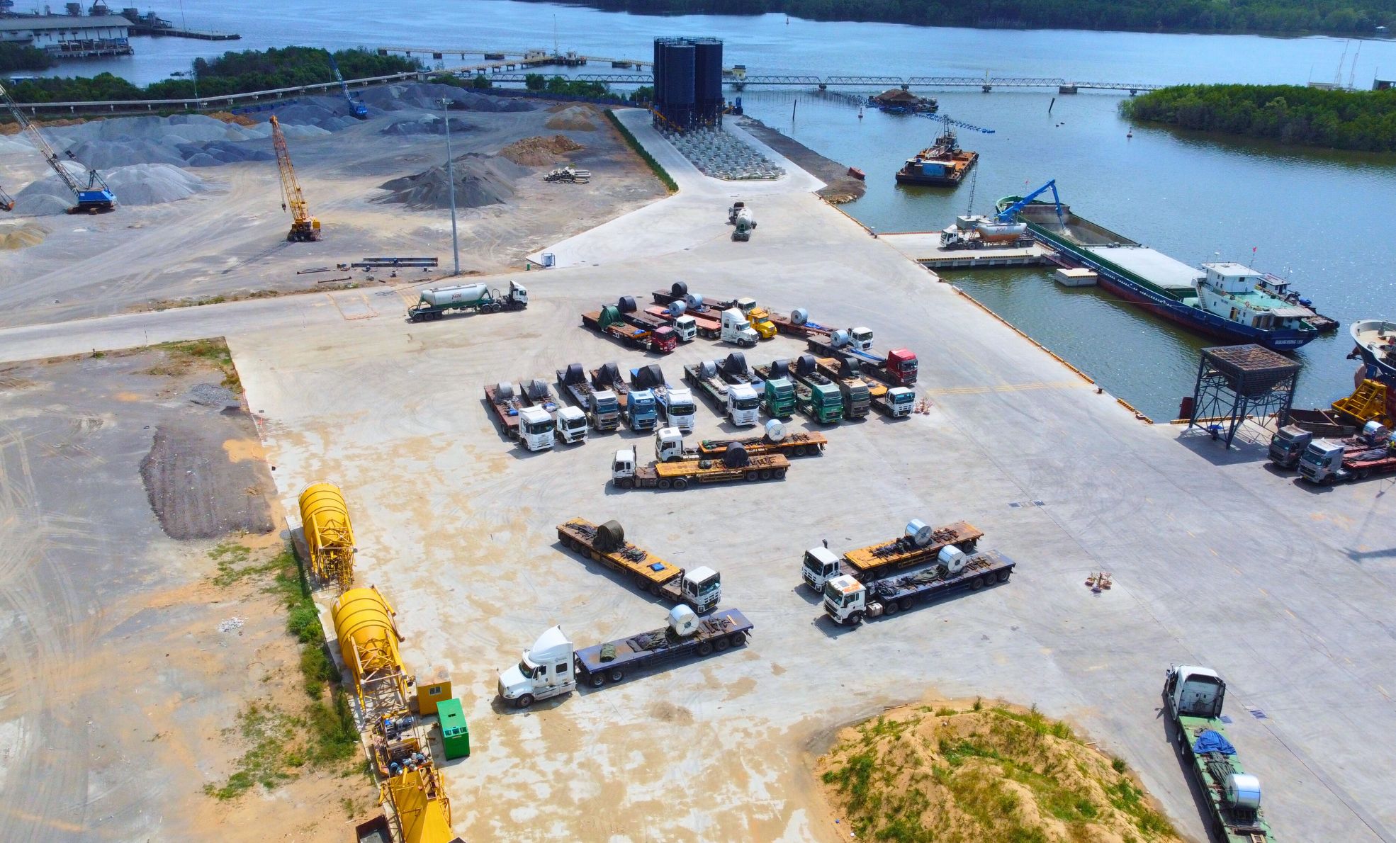 Ngành cảng Việt Nam trước cơ hội tăng trưởng và thách thức mới năm 2026