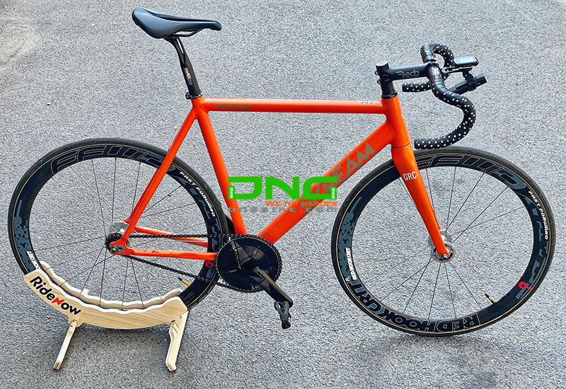 Giá đỡ xe đạp gỗ cao cấp RideNow
