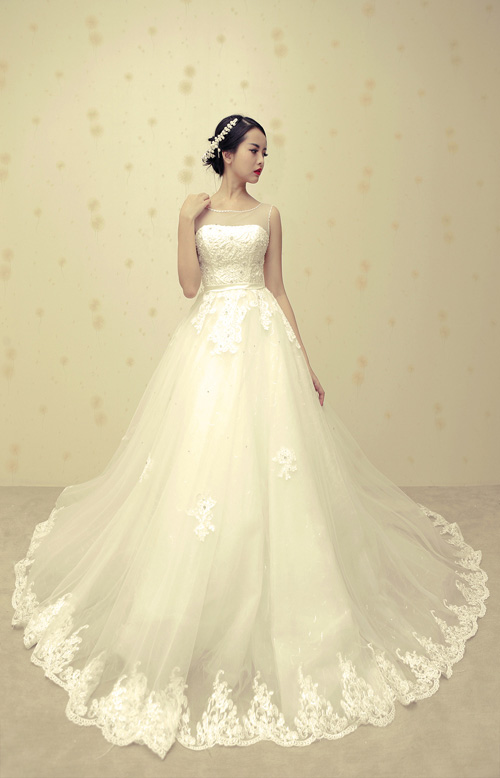 Bí quyết chọn váy cưới cho Cô dâu mập mạp mũm mĩm  Nicole Bridal