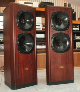 Bán loa Tannoy D700 Rosewood hàng mới, đẹp xuất sắc 