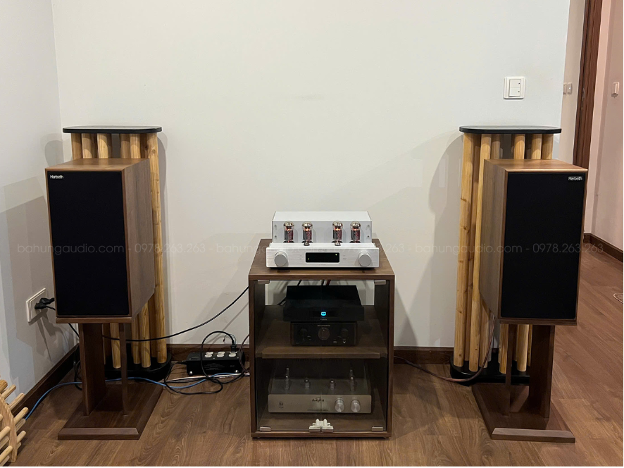 OCTAVE V40SE ĐƯỢC ANH KHÁCH LỰA CHỌN