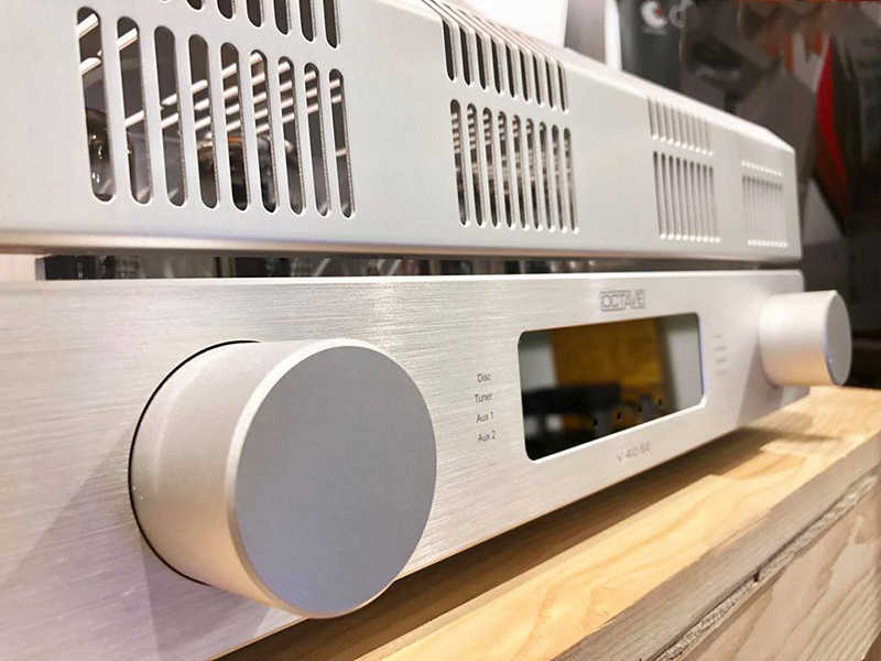 AMPLI HIEND CAO CẤP OCTAVE V40SE có điểm gì nổi bật?