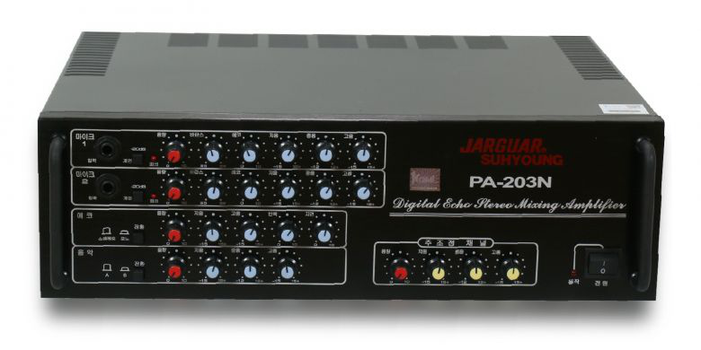 Mách bạn những bí quyết lựa chọn amply karaoke chất lượng nhất