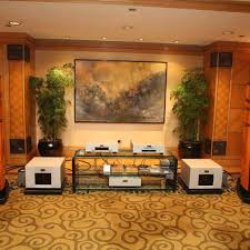 Cách Bố Trí Loa Karaoke Trong Phòng Đúng Cách Không Bị Hú, Rít