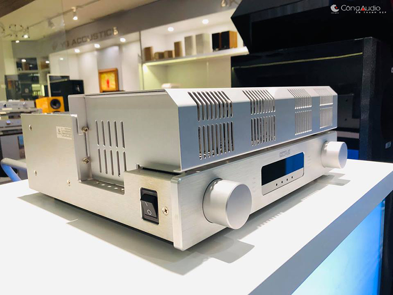 Trở thành ca sĩ chuyên nghiệp với AMPLI HI END CAO CẤP OCTAVE V40SE