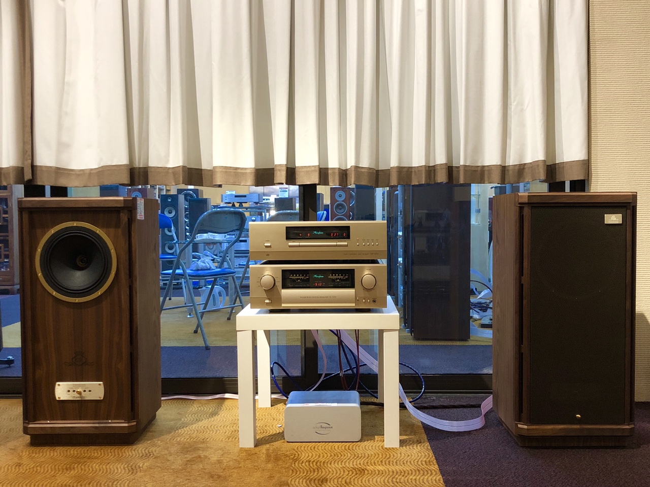 Những điều bạn chưa biết về đầu CD Accuphase DP430