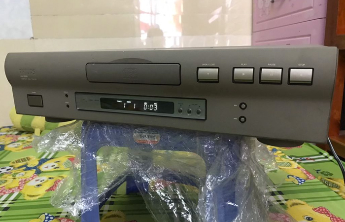 Đầu CD Philips LHH 300R hàng bãi Nhật