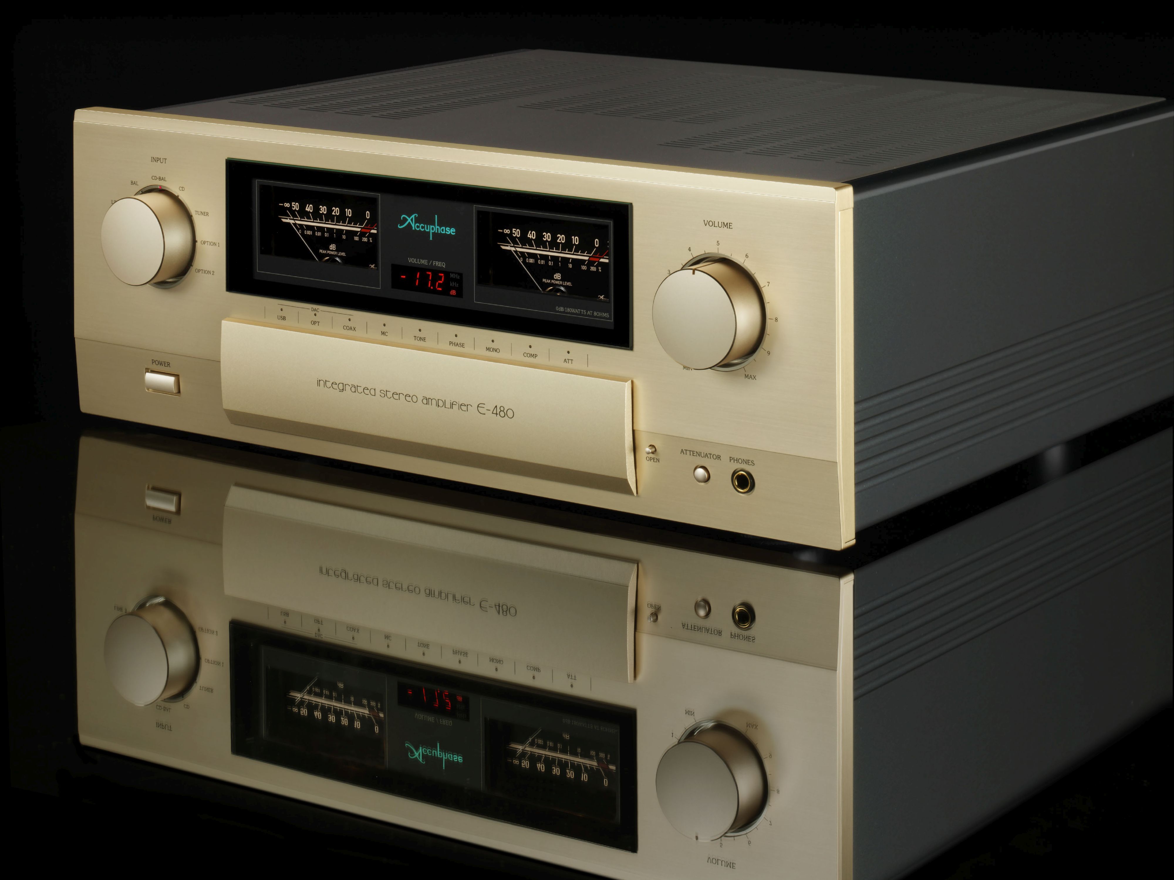 Sản phẩm Amply Accuphase E480 sở hữu những ưu điểm nổi bật gì?