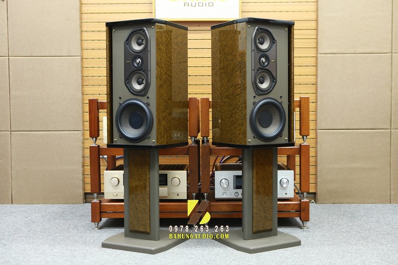 Mẫu loa BOSE 464 WestBorough phong cách cổ điển, khác biệt
