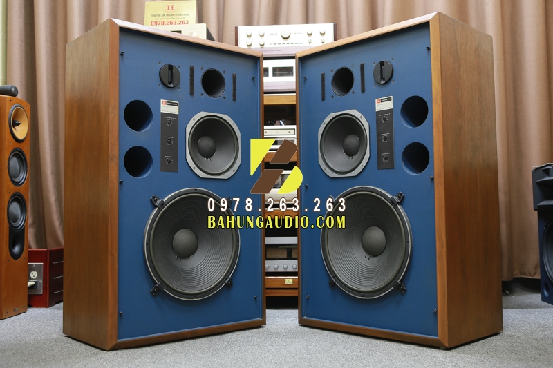 Loa JBL 4344 có kén Amply hay không?