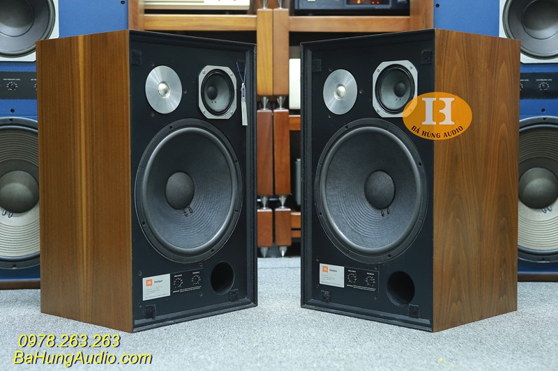 Loa JBL L166 Horizon đẹp xuất sắc