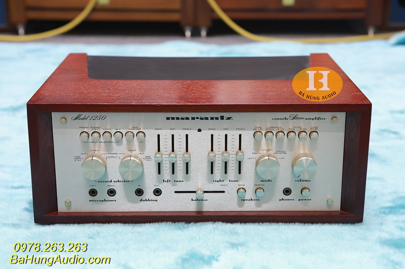 Sản phẩm Amply Marantz 1250 có đặc điểm gì nổi bật?