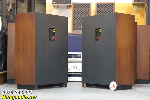 Cách Test Loa Kéo Đầy Đủ Nhất Trước Khi Mua!