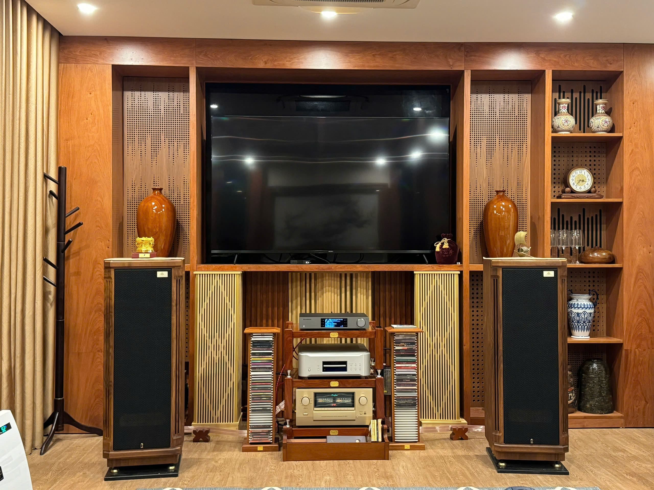 Hoàn thiện hệ thống âm thanh cho anh khách tại Time City ,Hà Nội