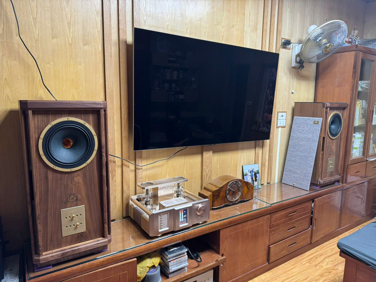 Loa Tannoy Stirling III LZ + Amply Đèn 300B Western Electric 91E vào vị trí ngày 26 tết đẹp quá!