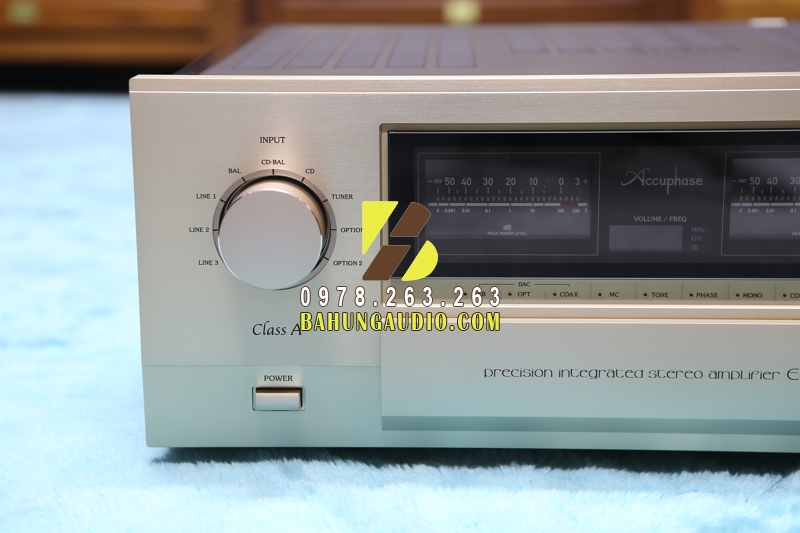 Amply Accuphase E650