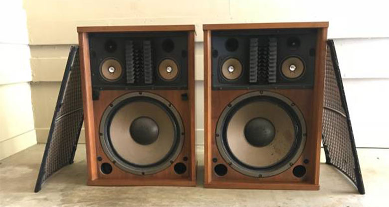 Loa Sansui SP 3000