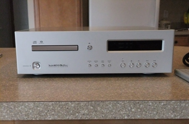 Đầu luxman CD-06 đang được phân phối tại Bá Hùng Audio