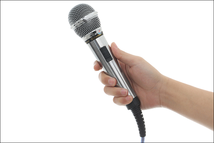 Micro Karaoke có dây