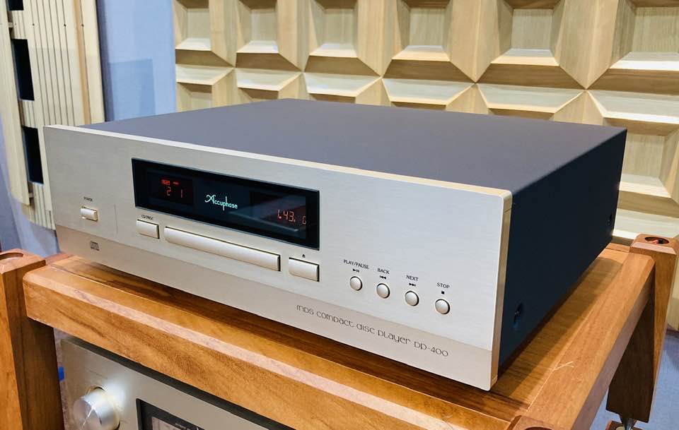 Đầu CD Accuphase DP 400 Hàng Demo đẹp xuất sắc