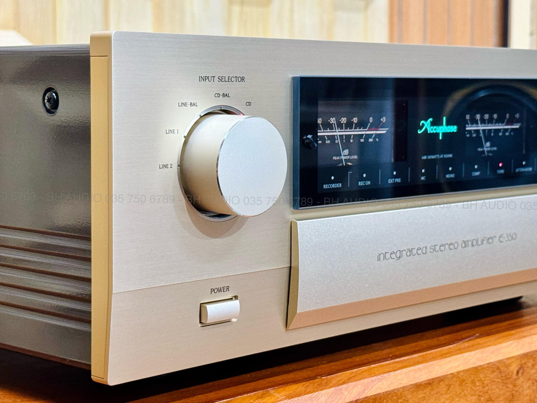 Amply Accuphase E-350 Đẹp Xuất Sắc