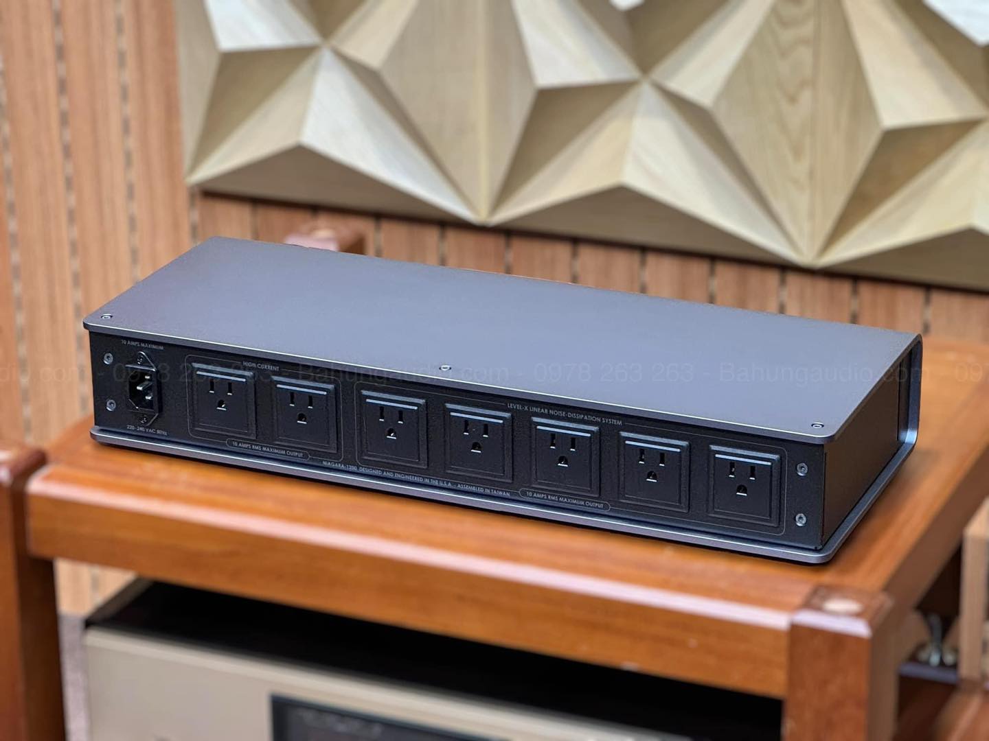 Lọc Nguồn AudioQuest Niagara 1200
