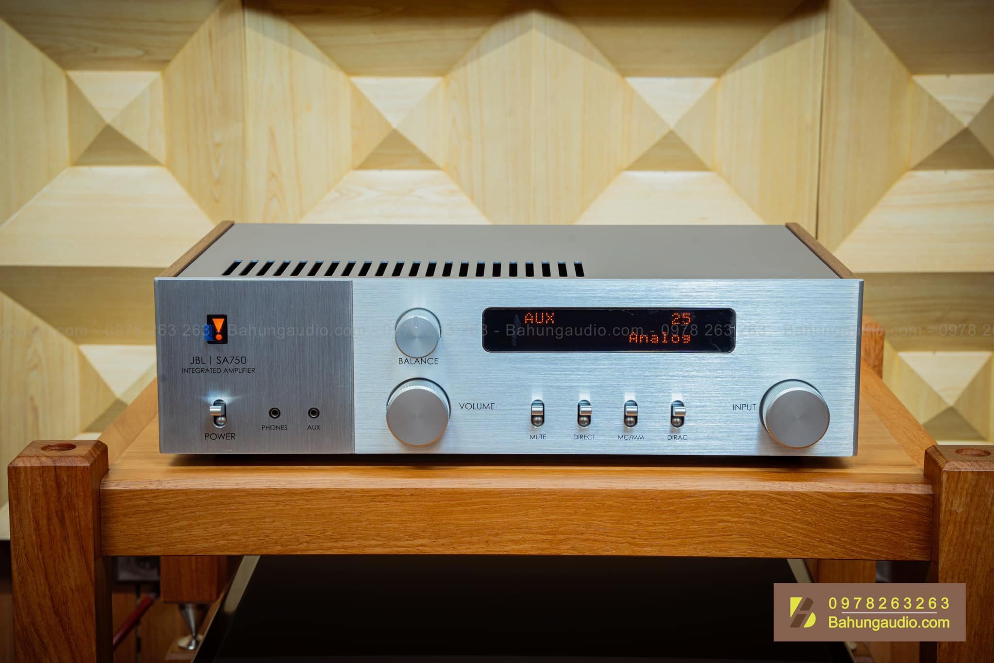 Amply JBL SA750