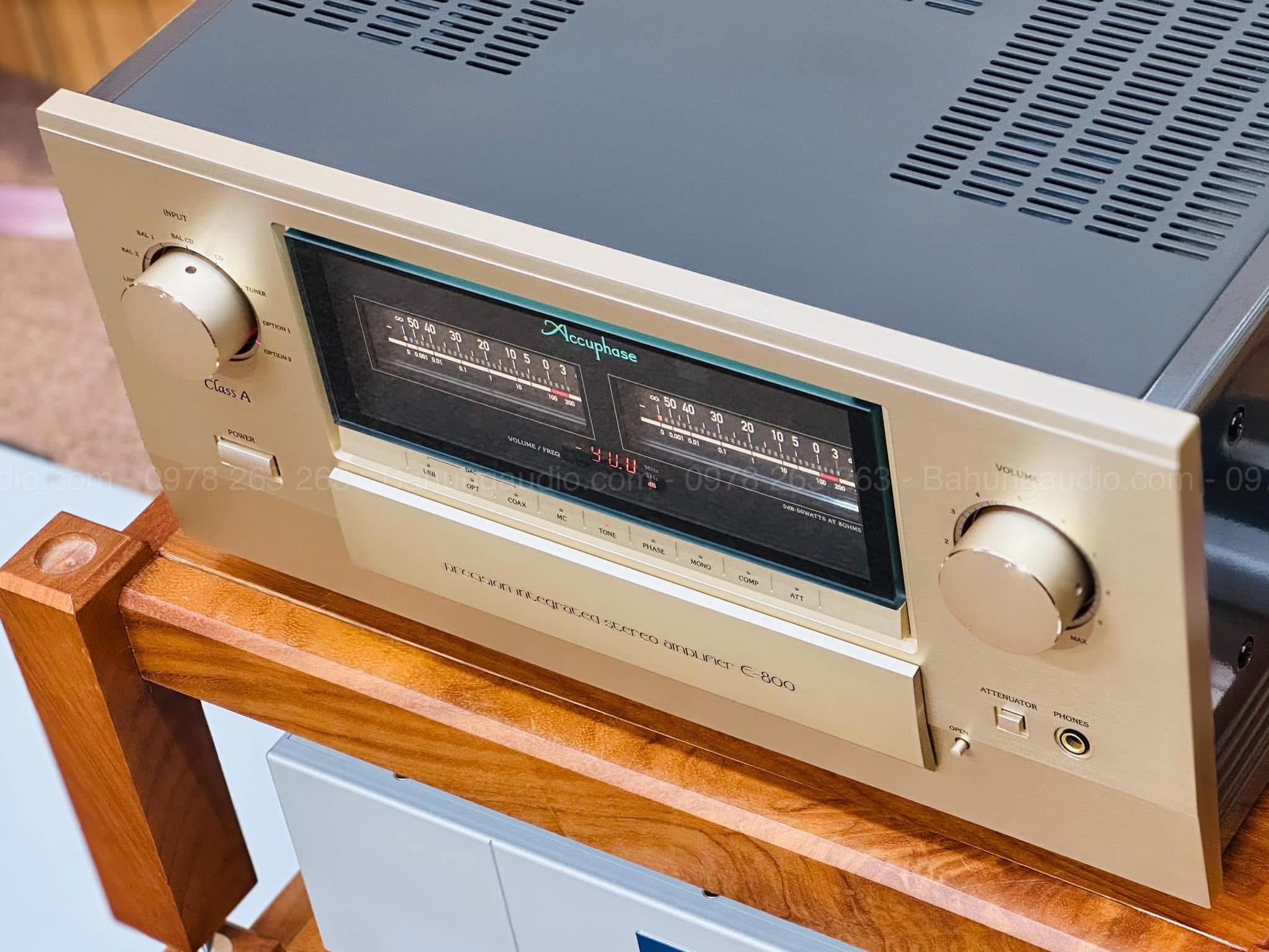 Amply Accuphase E-800