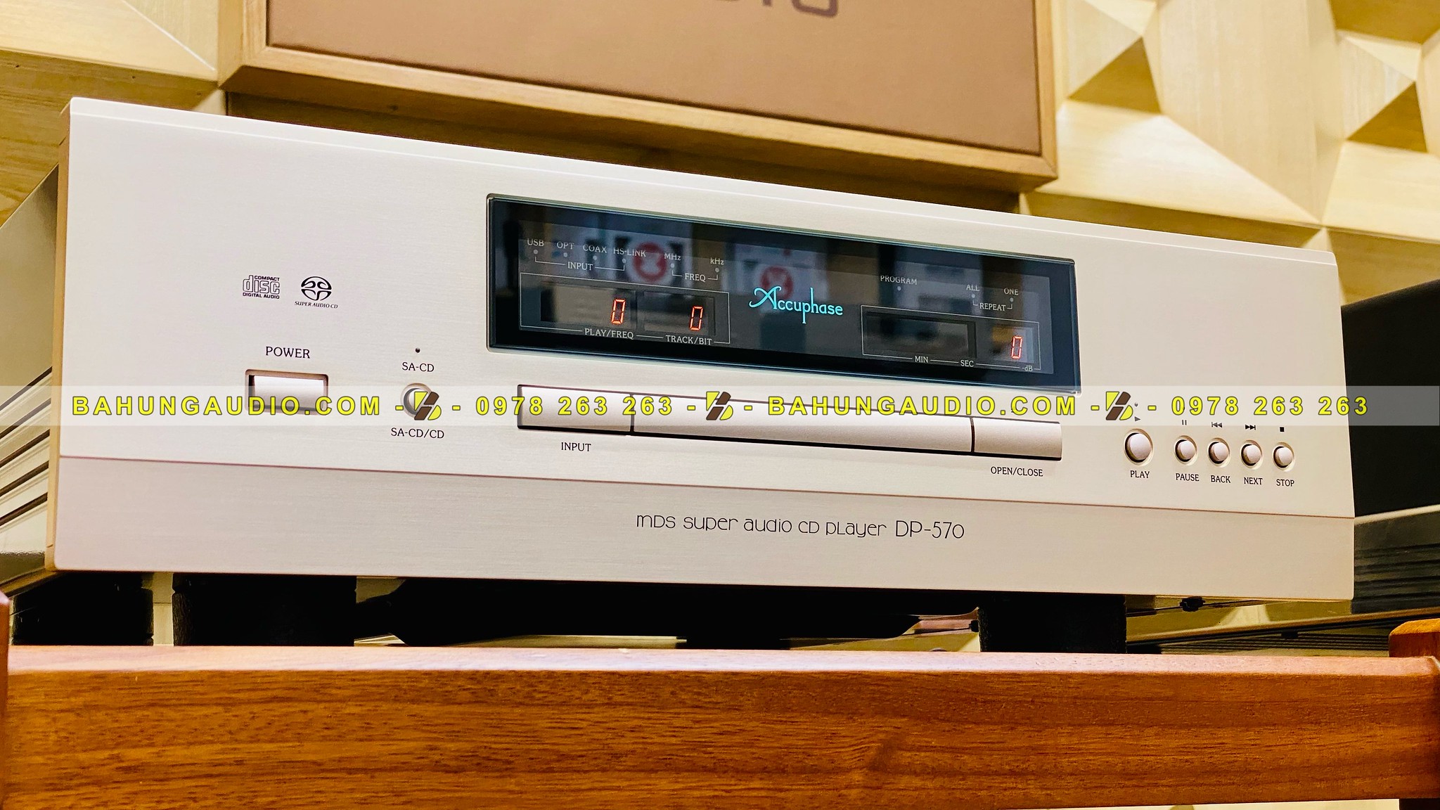 Đầu CD Accuphase DP-570