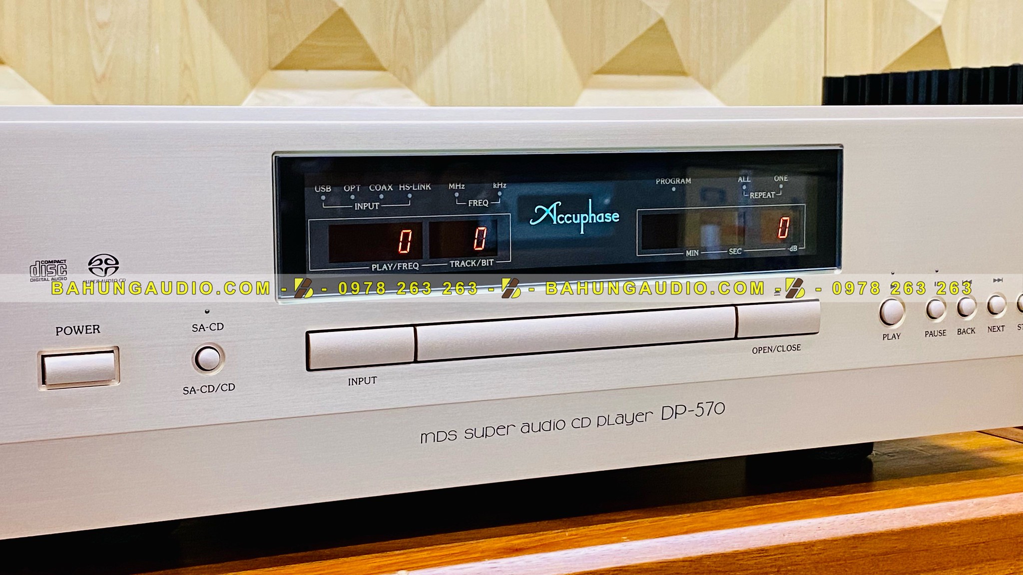 Đầu CD Accuphase DP-570