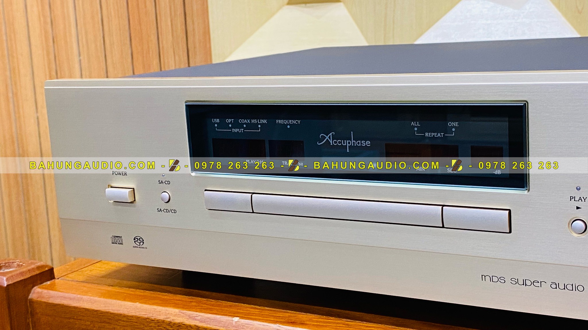 Đầu CD Accuphase DP-560