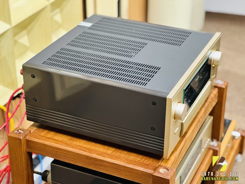 Amply Accuphase E-5000