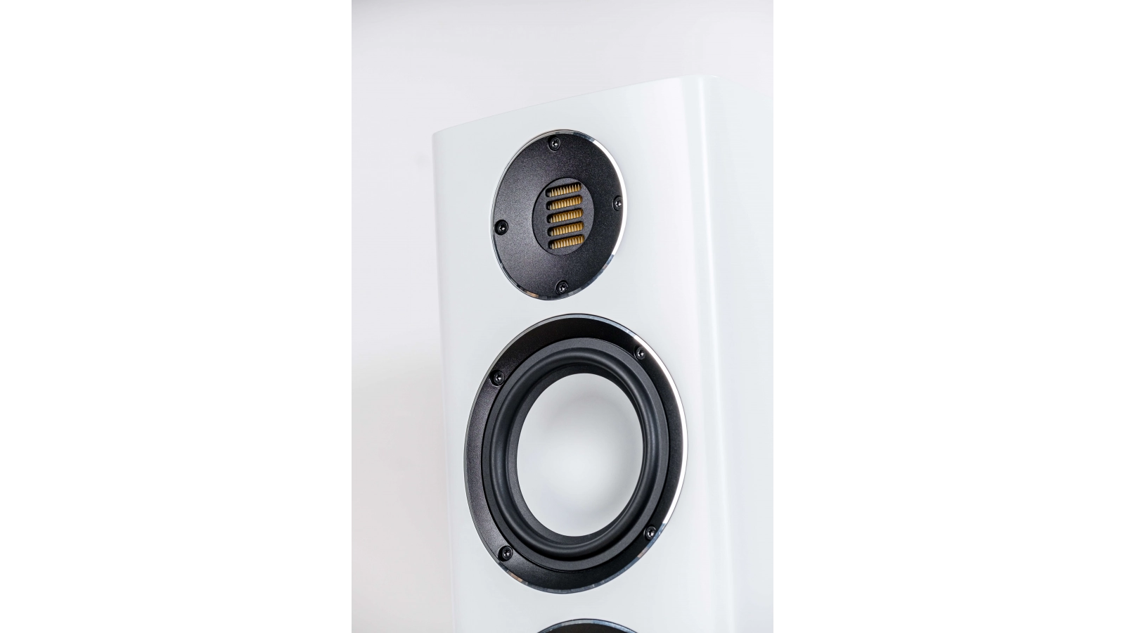 Loa Elac Carina FS 247.4