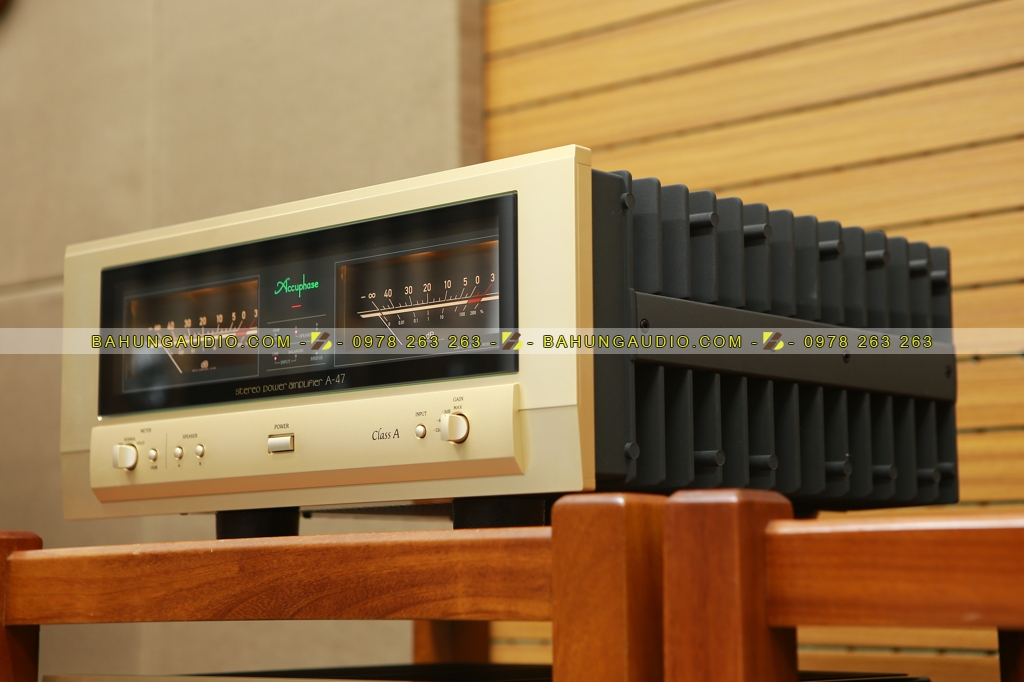 Power Amplifier Accuphase A-47