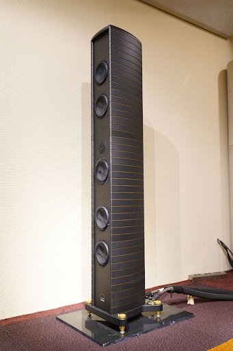 Loa Gauder Akustik Floorstand Darc 140