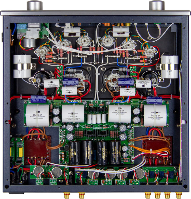 Linh kiện cao cấp của PrimaLuna EVO 400 Preamplifier