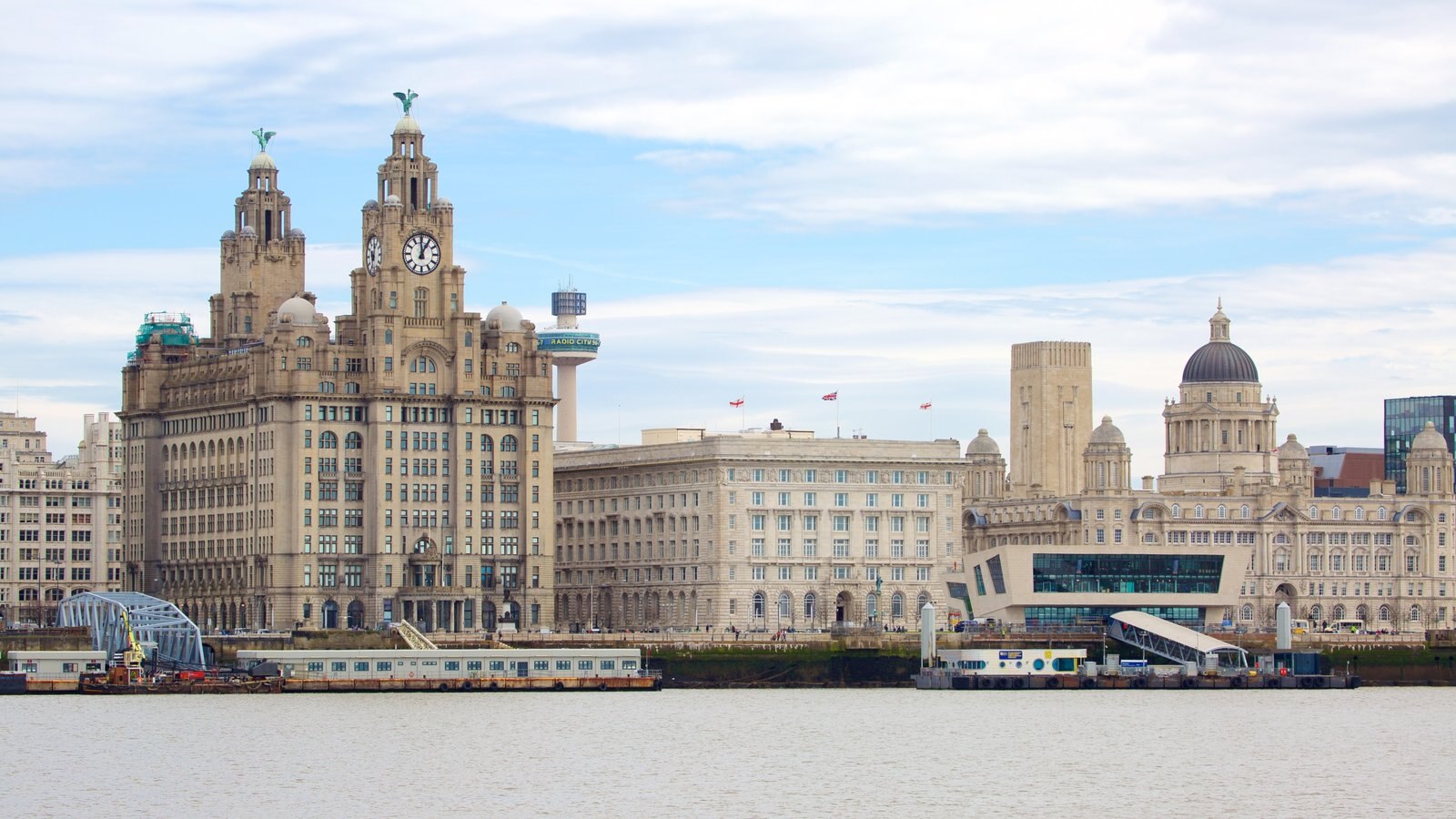 liverpool-pier-head-1.jpg?v=1703044410401