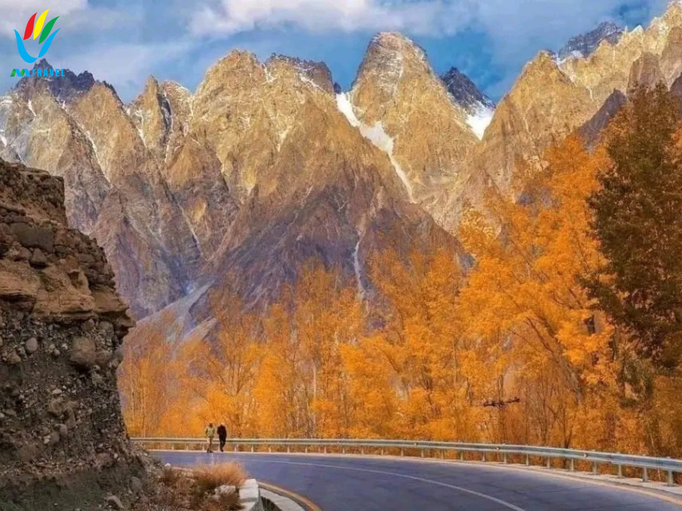 Tour Pakistan: Lahore -Islamabad – Hunza – Hopar Valley – Khunjerab – Passu – Besham 2025
