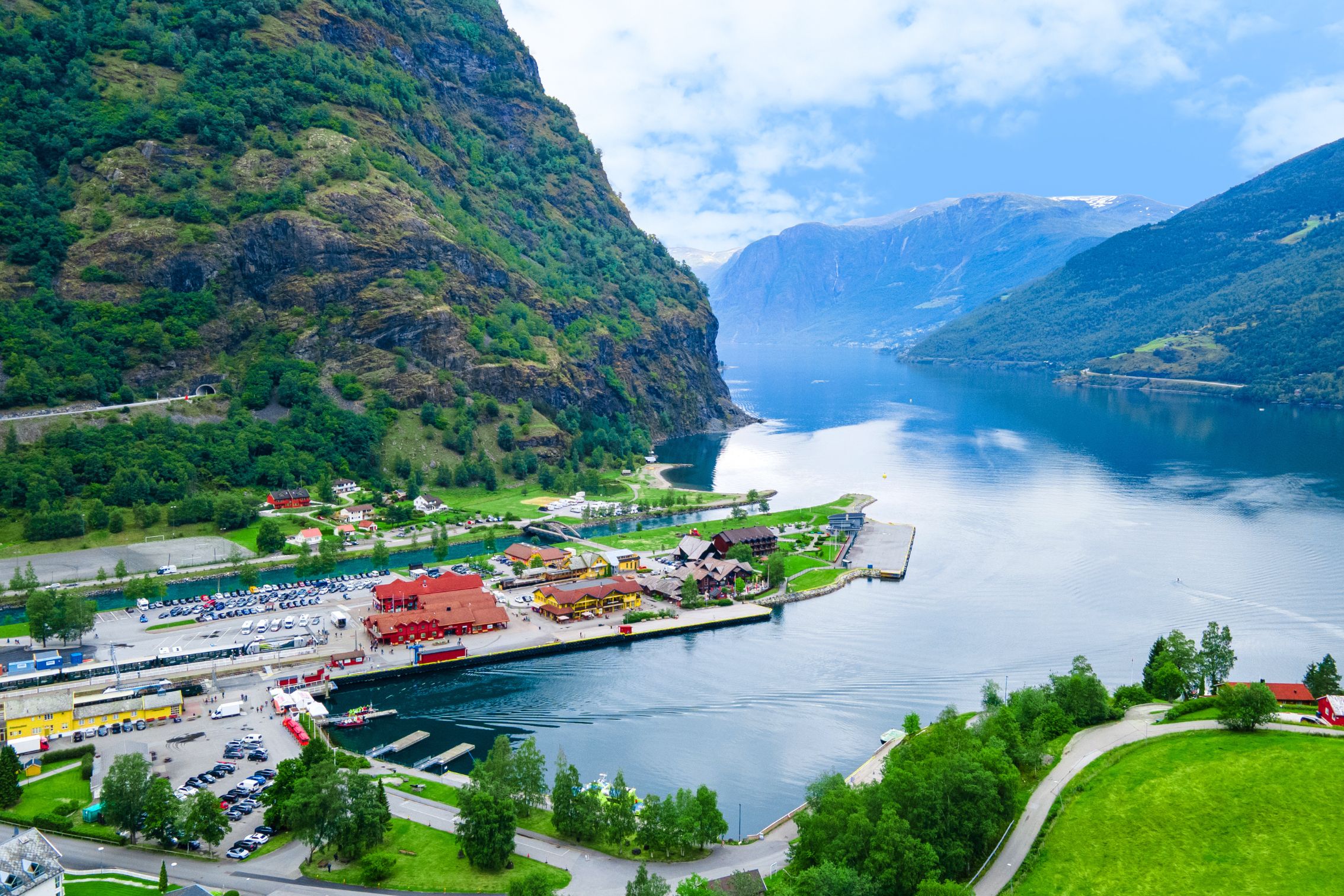 Tour Bắc Âu - Iceland: Đan Mạch - Nauy -song băng - Thụy Điển - Phần Lan - Icealand  16N15D 2023