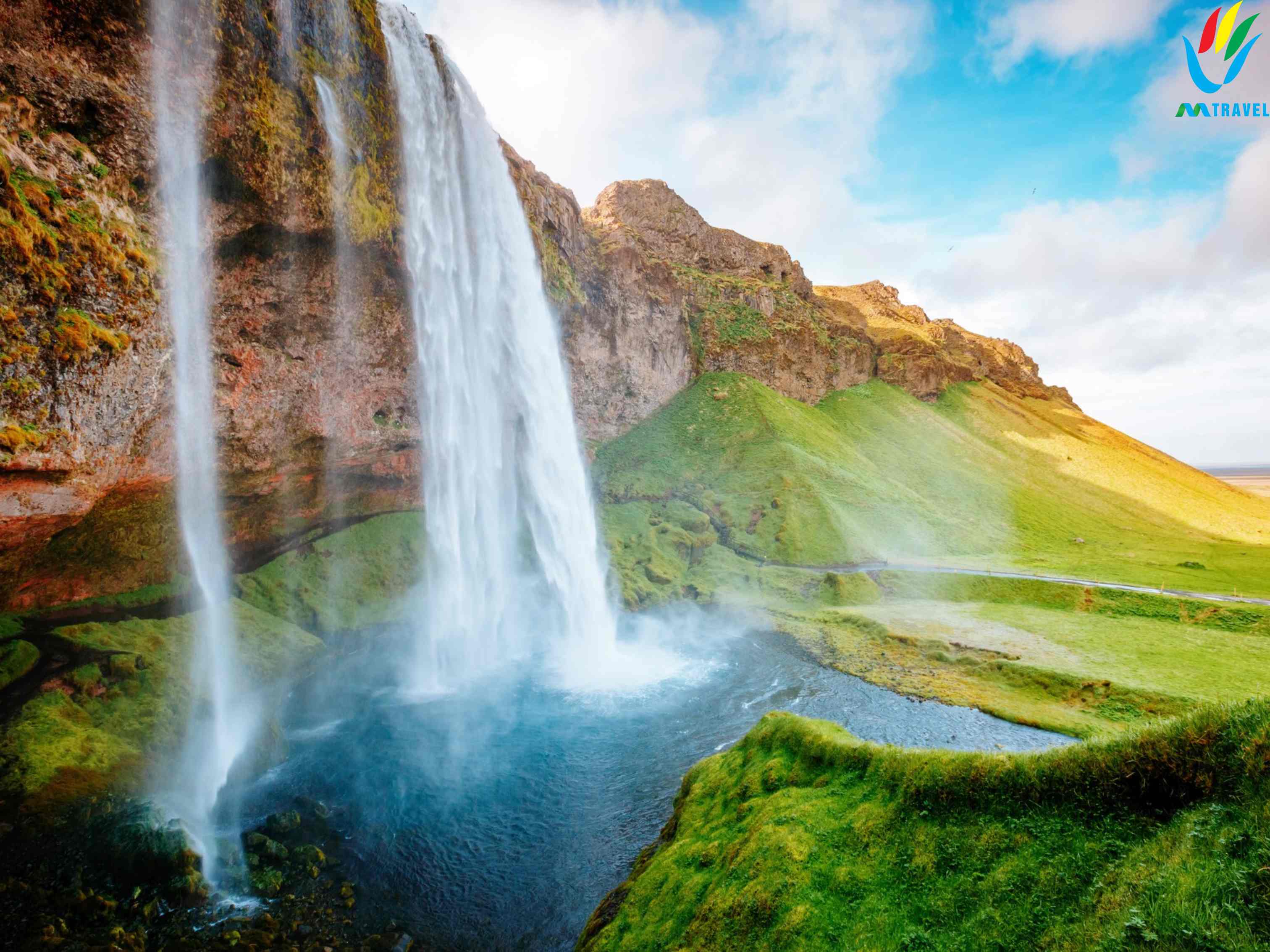 Tour Iceland 11 ngay 10 đêm mua thu 2023