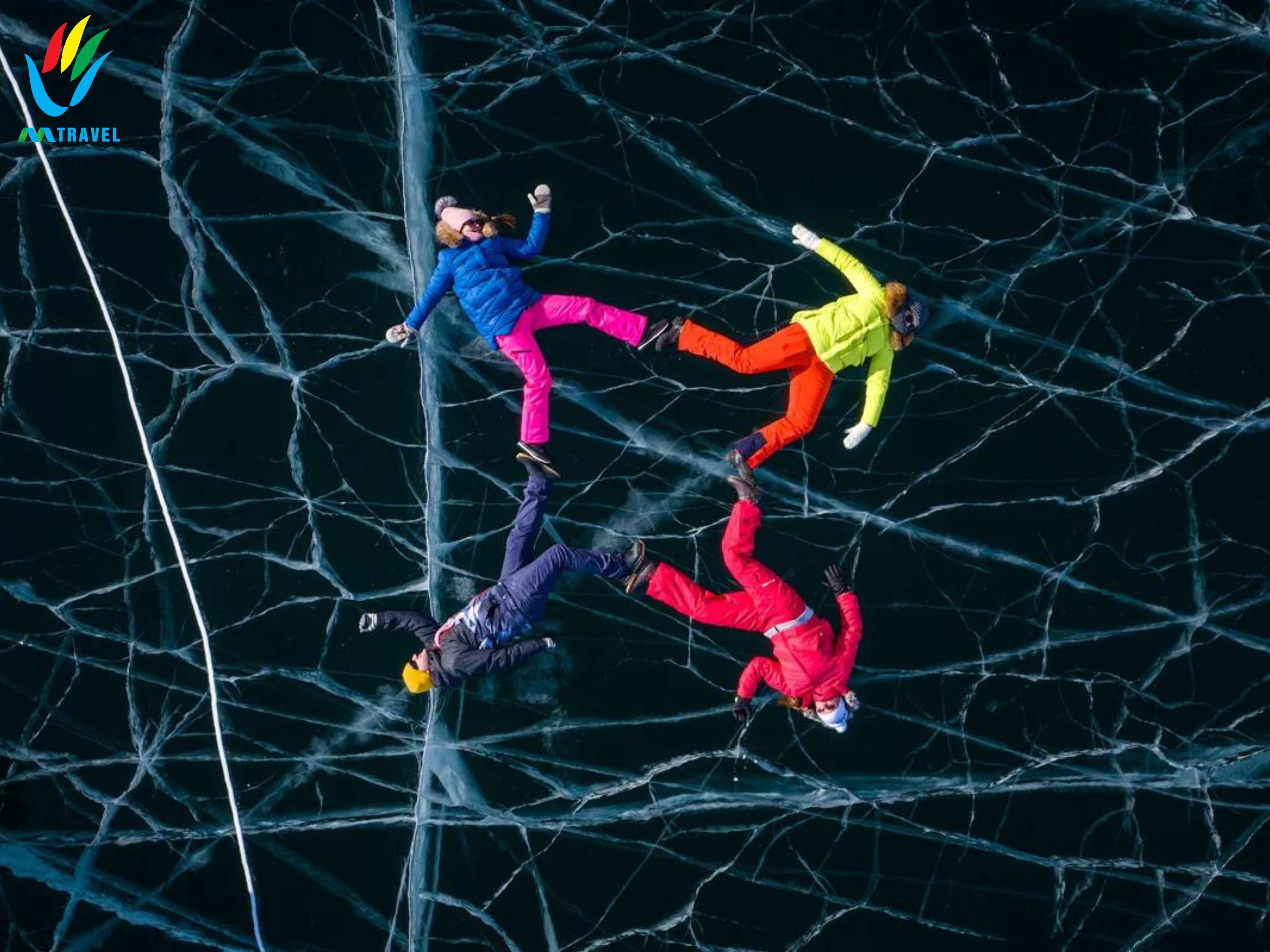 Tour Hồ Baikal Mùa Băng Xanh 2024