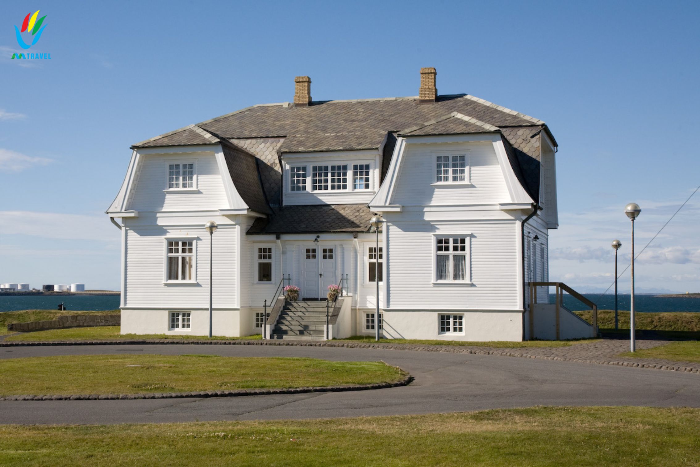 Tour Iceland 11 ngay 10 đêm mua thu 2023