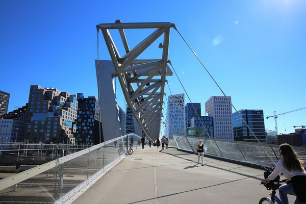 Tour Bắc Âu - Iceland: Đan Mạch - Nauy -song băng - Thụy Điển - Phần Lan - Icealand  mua thu 2023